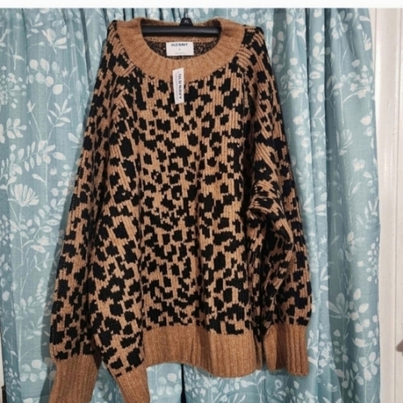 ⚘️Nwt old navy 2x leapord sweater - Picture 4 of 4